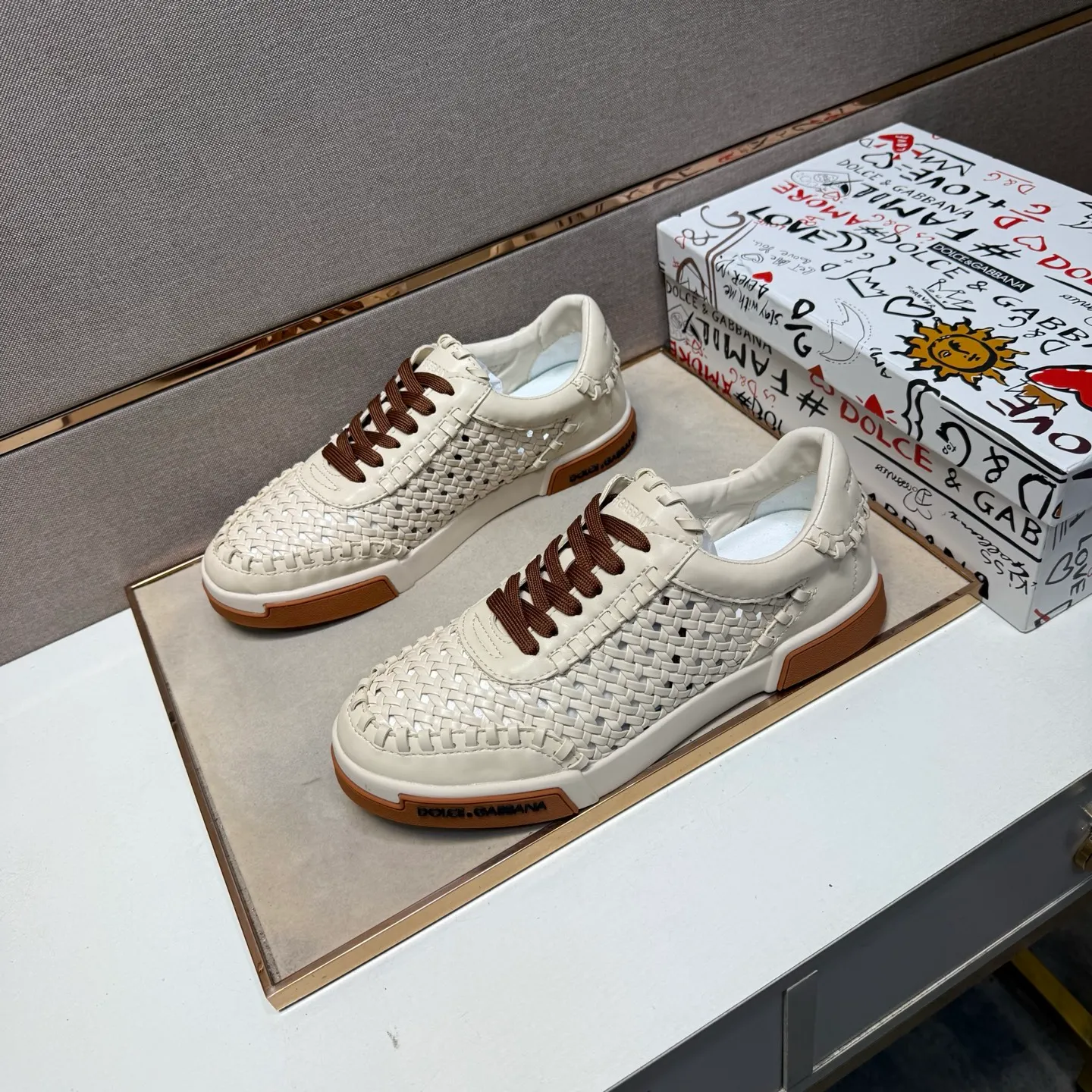 ⬛️Men's shoes 💰p442【DG～】Men's casual shoes 2025z cabinet sales simultaneously 🔶Size: 38-44 #️⃣ 🔷3 colors🔜The upper is made of multi-material splicing ➕Genuine leather lining, comfortable and breathable, sole: original comfortable and wear-resistant outsole, ⚠️real thing📱photographed🎬real thing is better📢📢📢